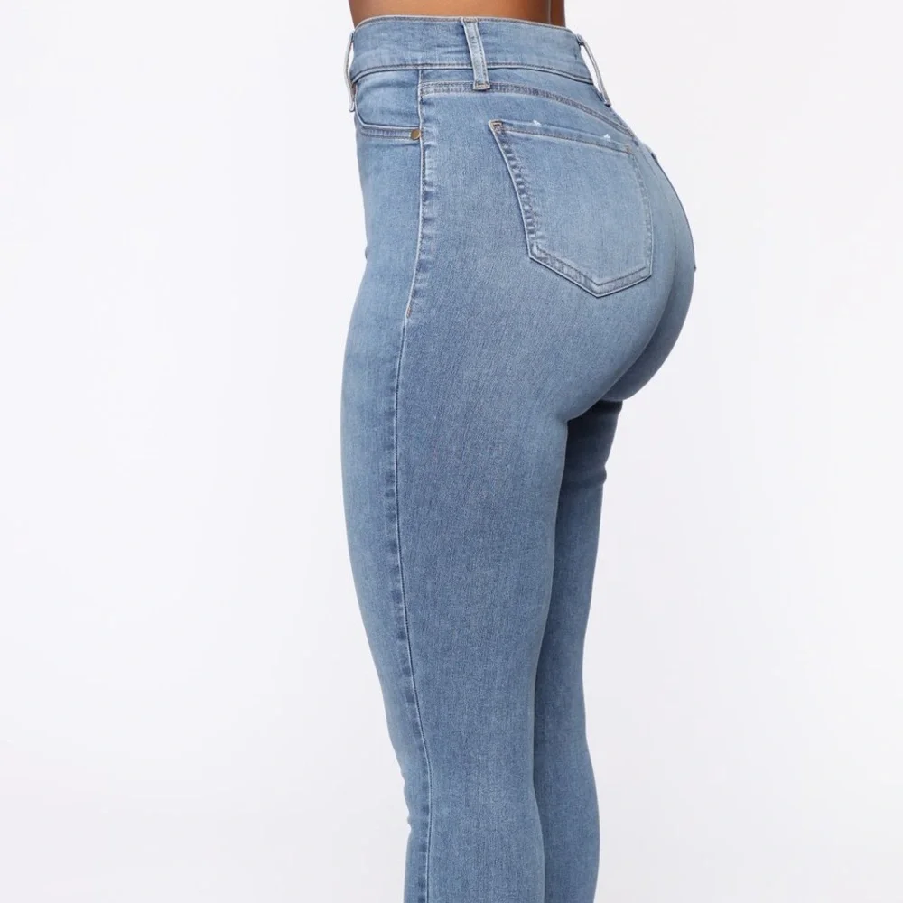 NEW High Rise Jeans 💯 - Picture 3 of 4